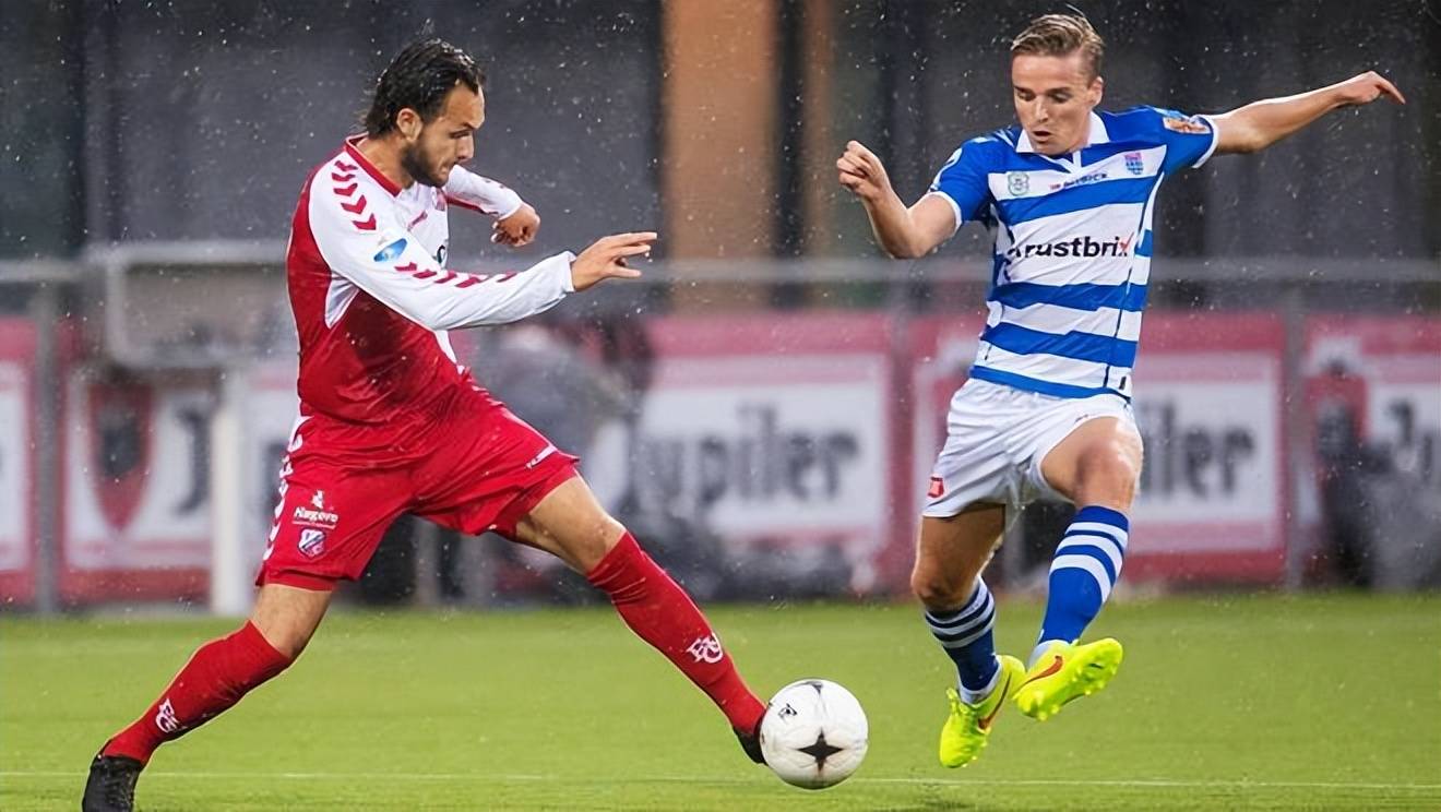 卡在内的名 卡在内的名